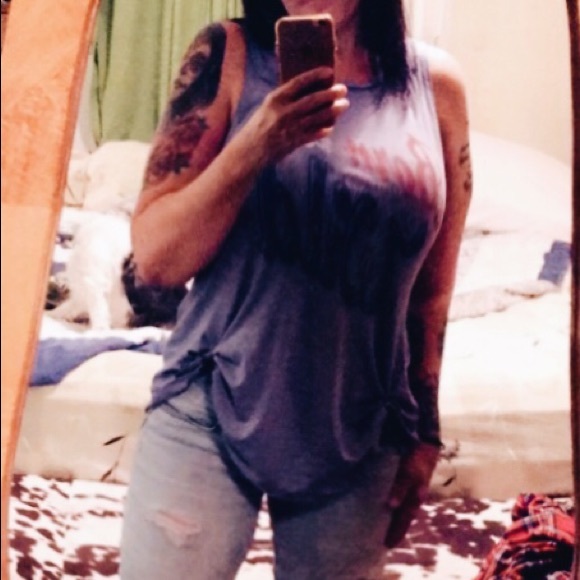 Meet your Posher, Michelle - Picture 5 of 8